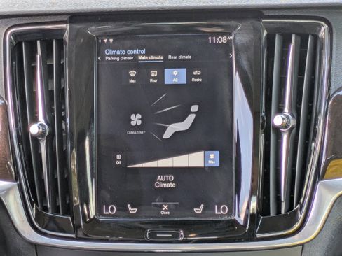 Used 2017 Volvo S90 T5 Momentum w/ Convenience Package image 18