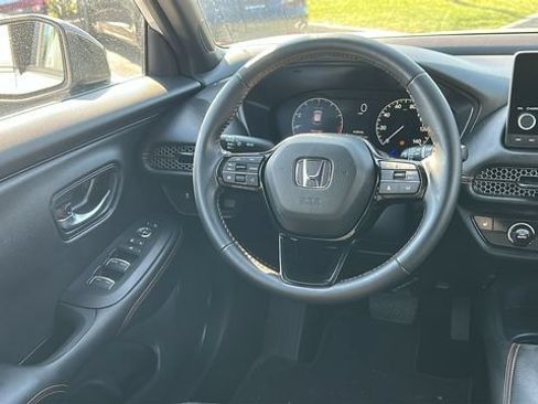 Used 2025 Honda HR-V Sport image 22