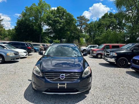 Used 2017 Volvo XC60 T6 Inscription w/ Preferred Option Package AWD/4WD image 2