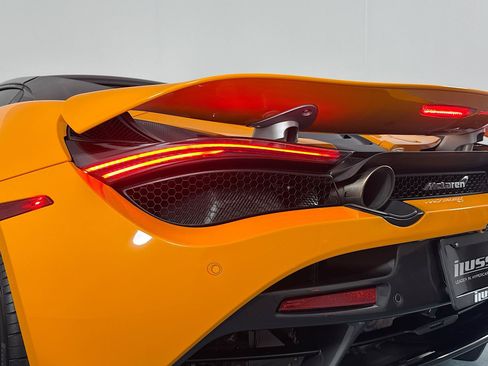 Used 2022 McLaren 720S Spider RWD image 51
