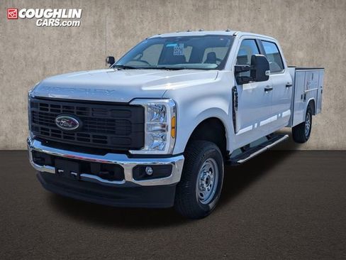 New 2026 Ford F250 4x4 Crew Cab Super Duty image 3