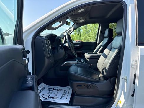 Used 2021 Chevrolet Silverado 1500 RST AWD/4WD image 23