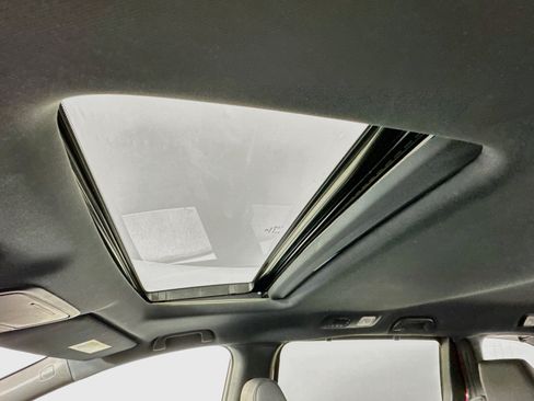 Certified 2024 Honda Odyssey Sport image 21