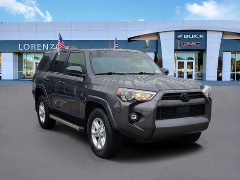 Used 2023 Toyota 4Runner SR5 image 3