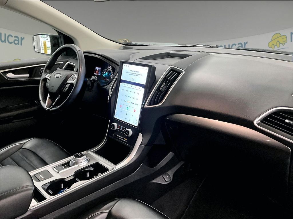 Used 2024 Ford Edge SEL AWD/4WD image 14