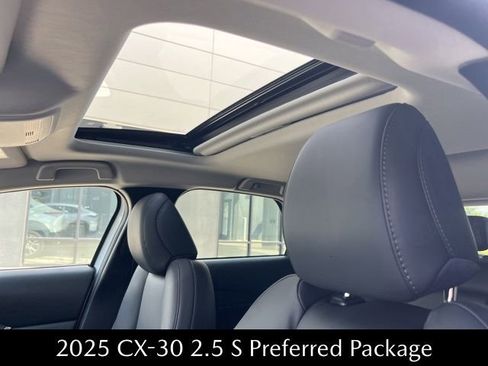 New 2025 MAZDA CX-30 AWD 2.5 S w/ Preferred Package image 28