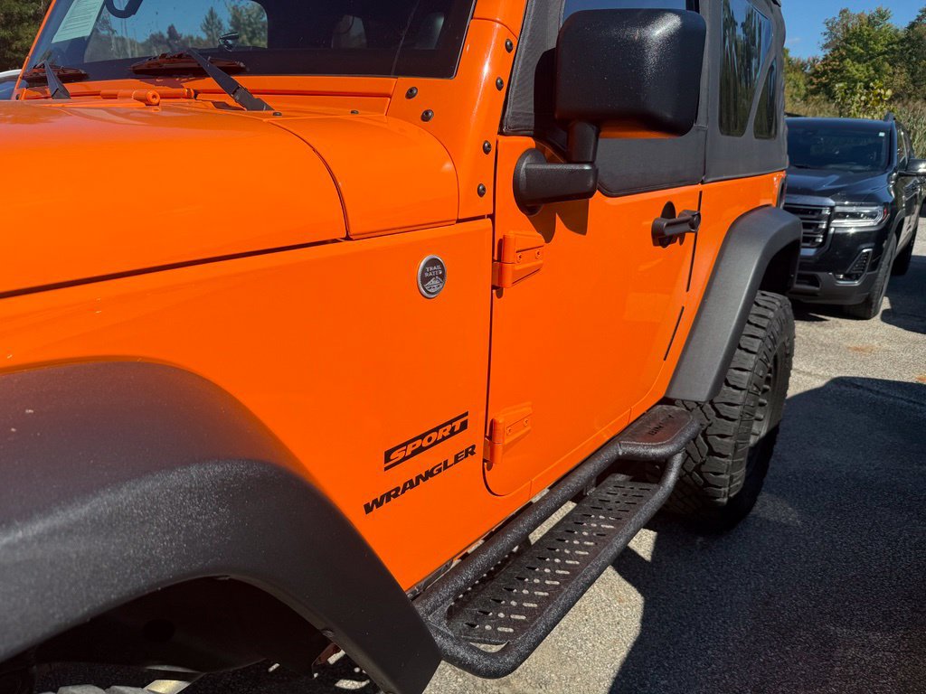 Used 2012 Jeep Wrangler Sport AWD/4WD image 9