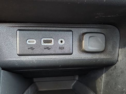 Certified 2023 Buick Encore GX Essence w/ Experience Buick Package AWD/4WD image 19