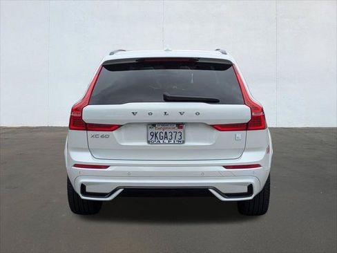 Used 2024 Volvo XC60 T8 Polestar AWD/4WD image 4
