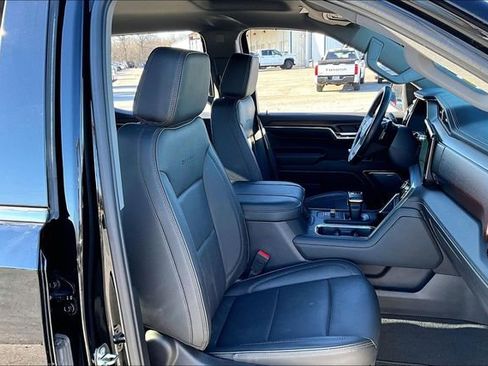 Used 2024 GMC Sierra 1500 Denali w/ Technology Package image 30