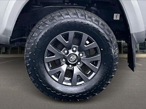 Used 2023 Toyota Tacoma SR5 image 44