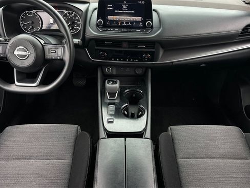 Used 2023 Nissan Rogue SV image 17