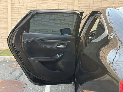 Used 2019 Chevrolet Impala Premier image 13