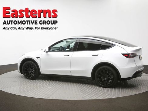 Used 2022 Tesla Model Y Long Range image 63