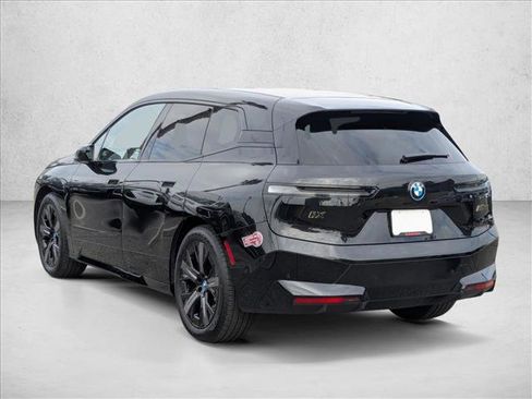 Used 2025 BMW iX M60 image 8