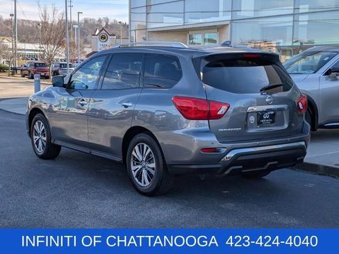 Used 2019 Nissan Pathfinder SL FWD image 4