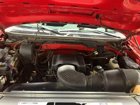 Used 1999 Ford F150 XLT image 24