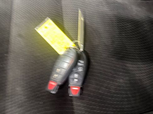 Used 2017 Dodge Grand Caravan SXT w/ Quick Order Package 29G SXT image 26