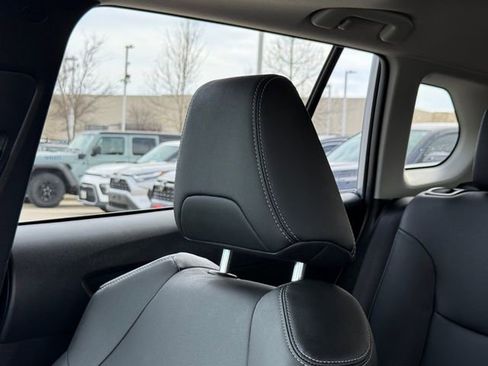 Used 2026 Toyota Corolla Cross XLE w/ Convenience Package image 16