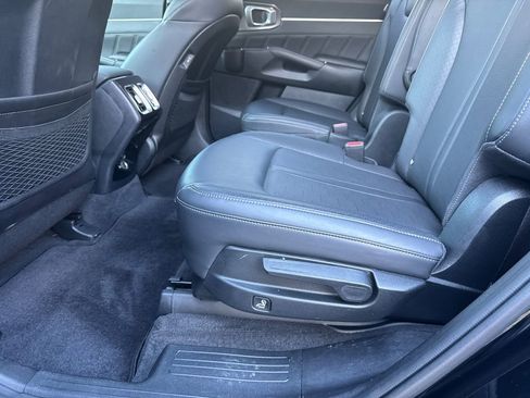 Certified 2024 Kia Sorento SX image 21