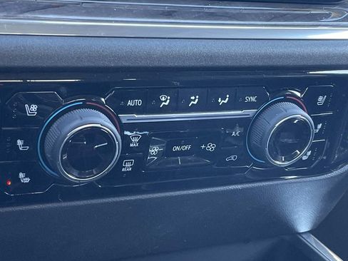 Used 2023 Chevrolet Silverado 1500 LTZ w/ LTZ Premium Package image 24