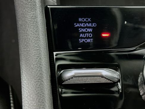 Used 2023 Jeep Grand Cherokee 4WD 4xe w/ Luxury Tech Group II image 26