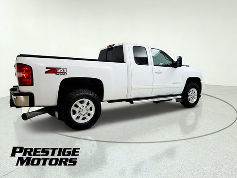 Used 2013 Chevrolet Silverado 2500 LTZ AWD/4WD image 8