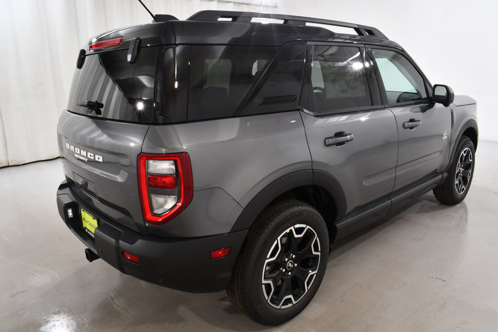 New 2026 Ford Bronco Sport Outer Banks w/ Outer Banks Tech Package+ AWD/4WD image 11