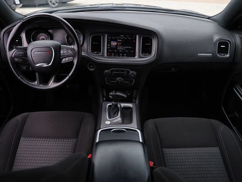 Used 2023 Dodge Charger SXT RWD image 10