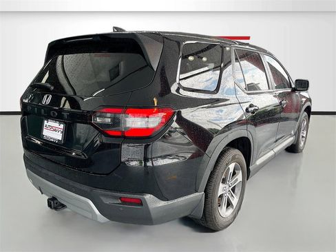 Used 2024 Honda Pilot EX-L image 8