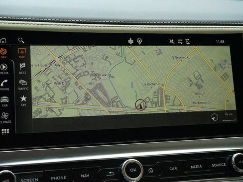Used 2023 Bentley Flying Spur Azure AWD/4WD image 16