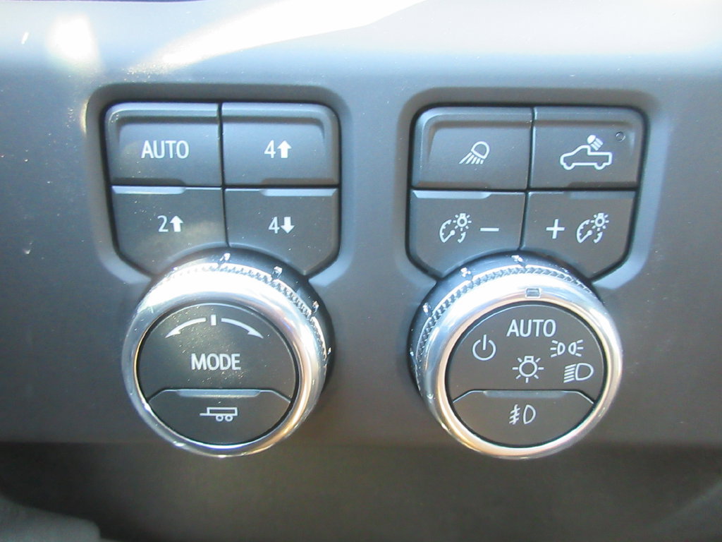 New 2026 GMC Sierra 2500 AT4X w/ AT4X AEV Edition AWD/4WD image 17