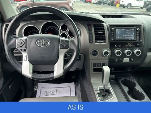 Used 2015 Toyota Sequoia Limited AWD/4WD image 2