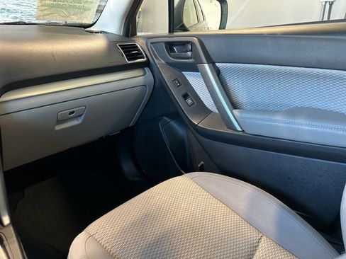 Used 2018 Subaru Forester 2.5i Premium image 21