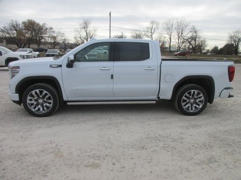 New 2026 GMC Sierra 1500 Denali image 10