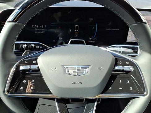 New 2026 Cadillac Optiq Luxury 1 image 11
