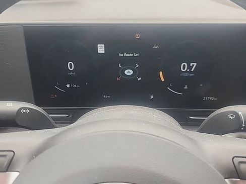Used 2024 Hyundai Kona SEL w/ Convenience Package AWD/4WD image 6