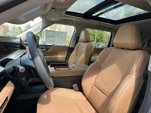 New 2025 INFINITI QX80 Luxe w/ Exterior Package image 8