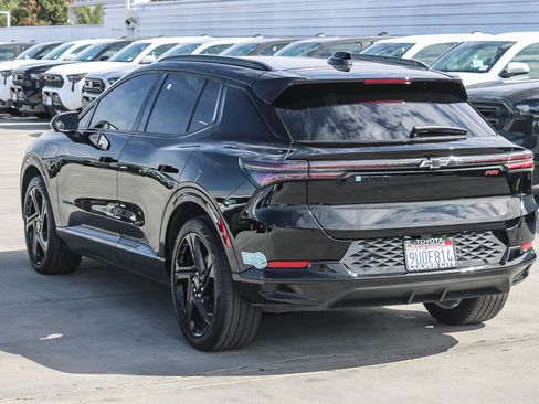 Used 2025 Chevrolet Equinox EV RS image 7