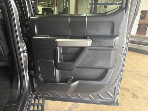 Used 2018 Ford F150 Raptor w/ Equipment Group 802A Luxury AWD/4WD image 42