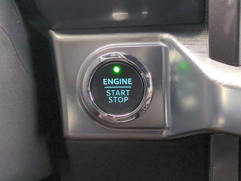 Used 2023 Ford F150 Lariat w/ Equipment Group 502A High image 29