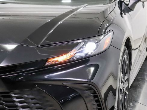 Used 2025 Toyota Camry SE w/ Convenience Package FWD image 7
