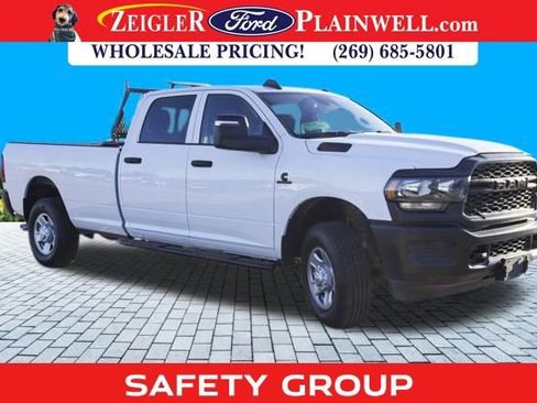 Used 2024 RAM 3500 Tradesman w/ Safety Group image 4