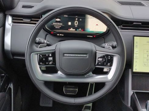 New 2026 Land Rover Range Rover Long Wheelbase Autobiography image 24