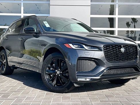 New 2026 Jaguar F-PACE R-Dynamic S image 2
