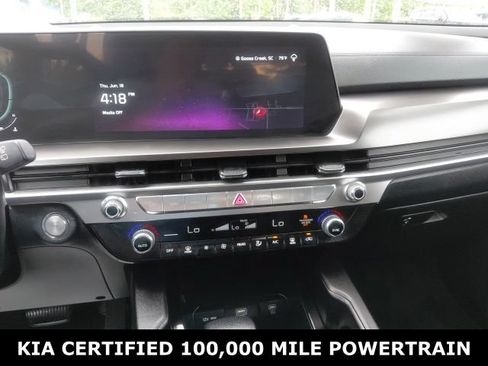 Certified 2024 Kia Telluride LX FWD image 12