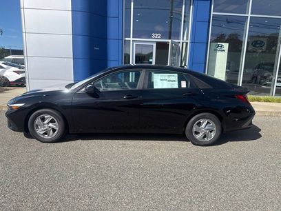 New 2026 Hyundai Elantra SE
