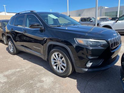 Used 2019 Jeep Cherokee Latitude w/ Popular Appearance Group
