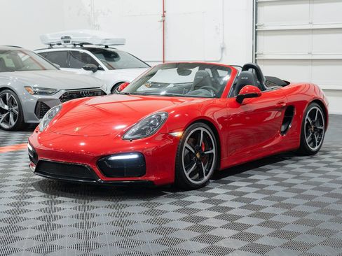 Used 2016 Porsche Boxster GTS RWD image 3