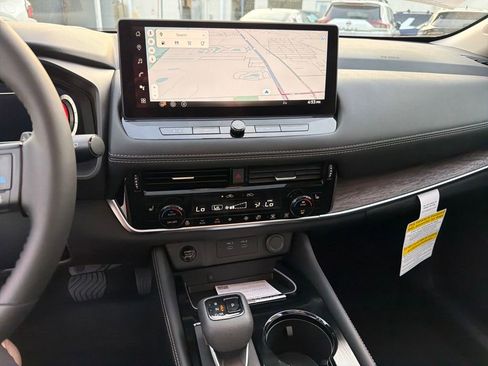 New 2026 Nissan Rogue Platinum w/ Platinum Premium Package image 24